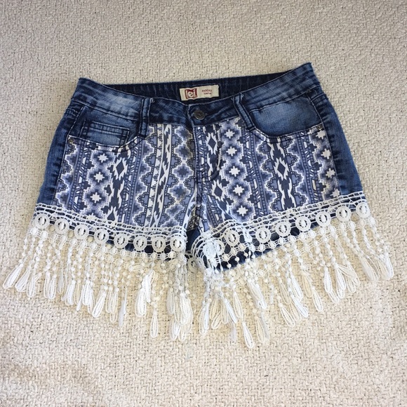 lei Pants - Festival Shorts